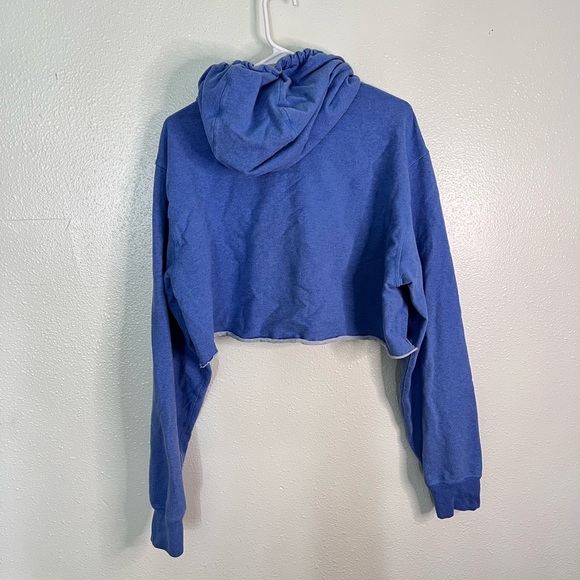 Large Patagonia cropped hoodie - Picture 3 of 5